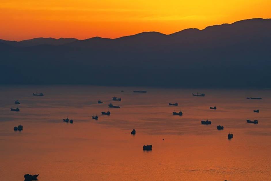 nhân vật